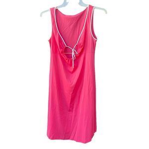 Vintage Gossard size Medium 100% nylon keyhole front nightgown.